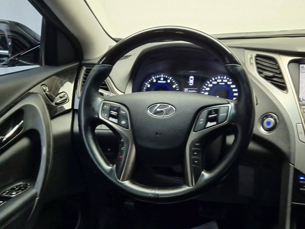 HYUNDAI Grandeur - Vista 6