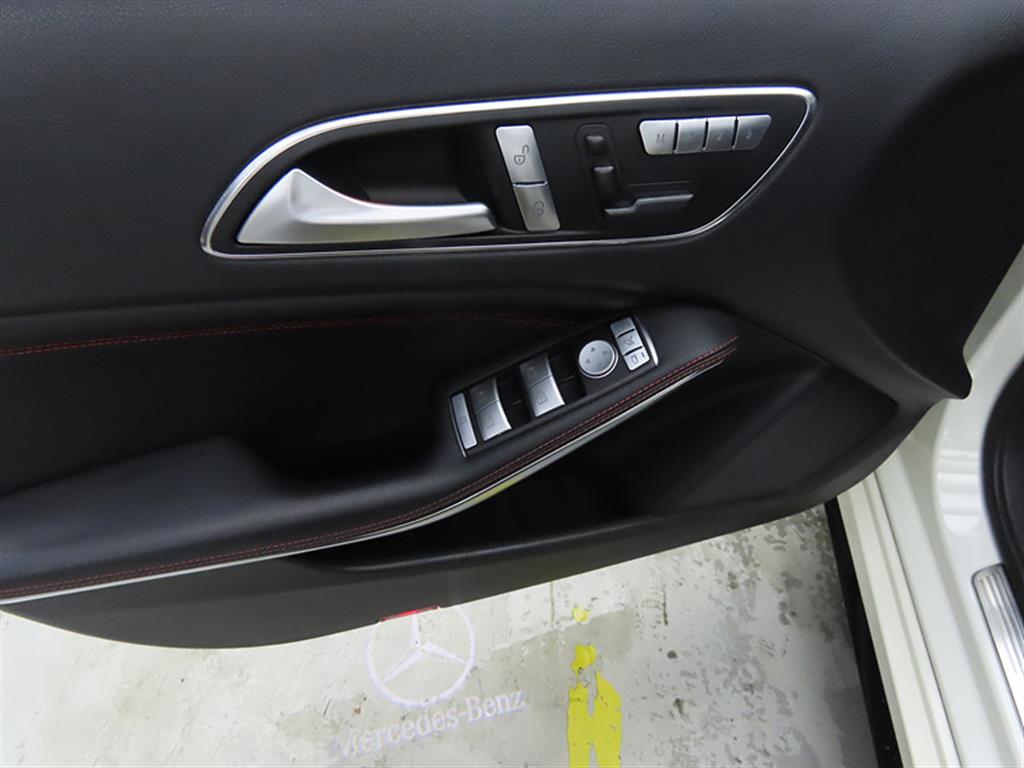 Mercedes Benz A Class - Vista 12