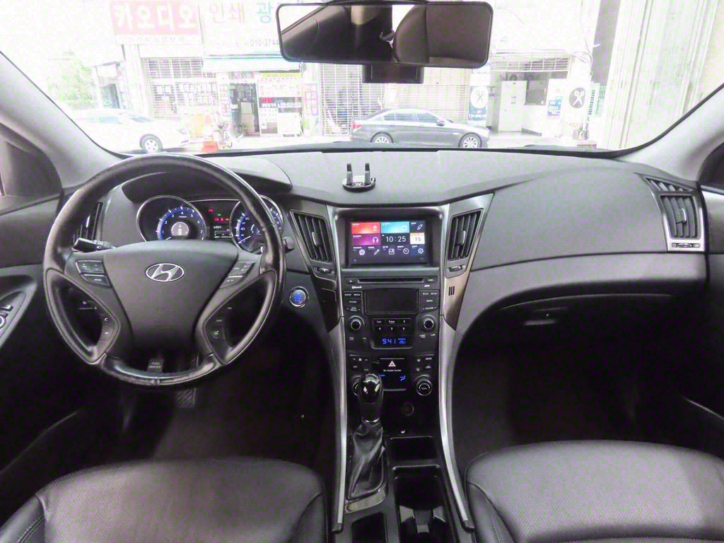 HYUNDAI Sonata - Vista 7