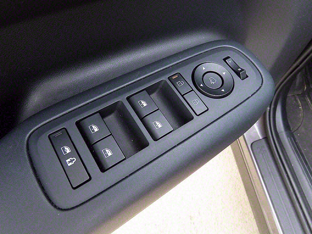 HYUNDAI Santa Fe - Vista 12