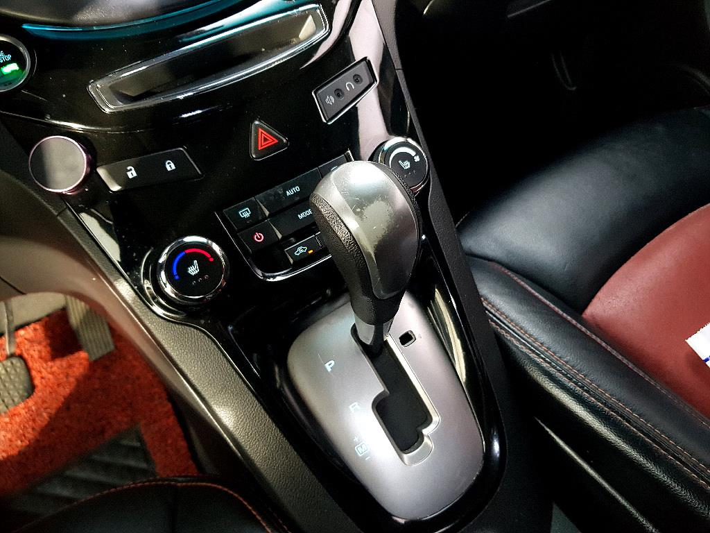 Chevrolet Orlando 2012 Negro - Importación desde Corea - HF Imports Iquique - Foto 13