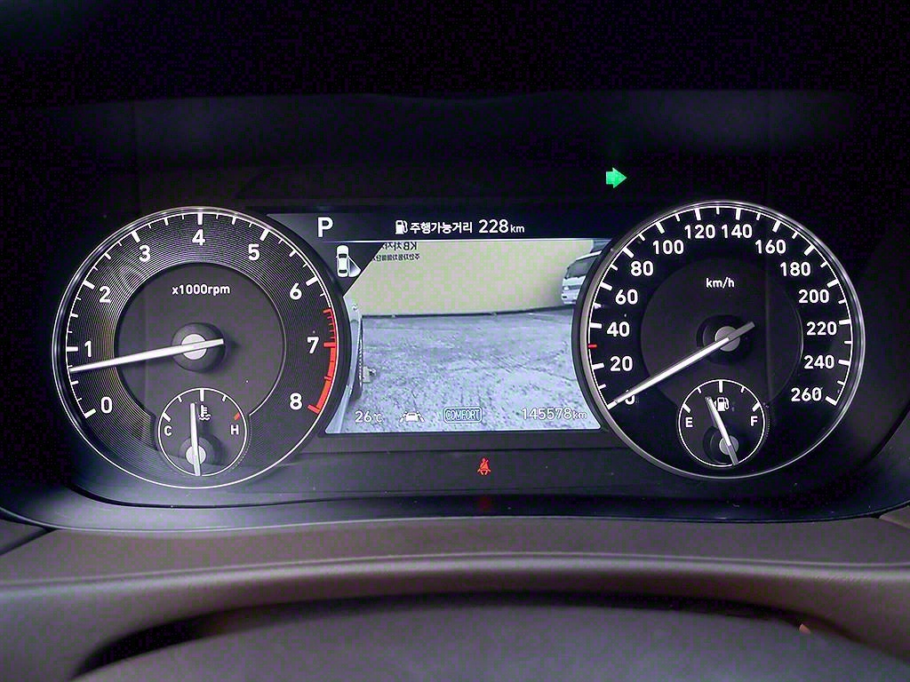 Genesis G90 - Vista 11