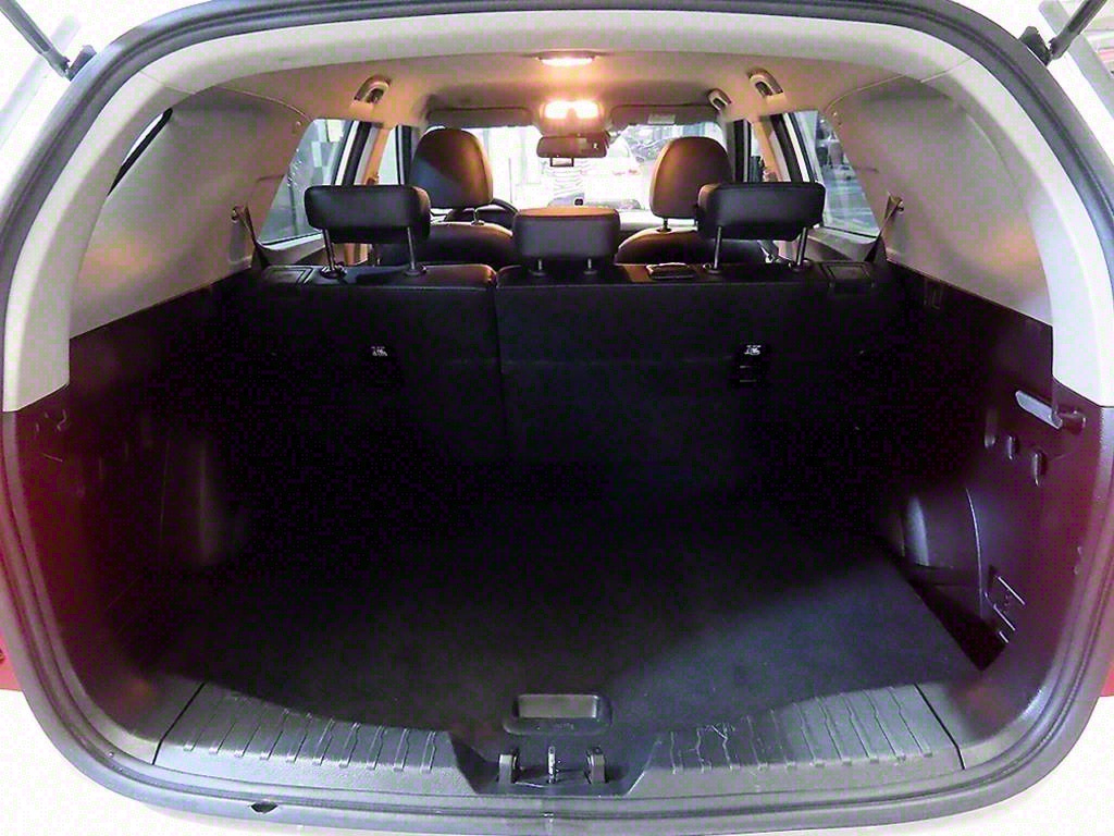 Ssangyong Tivoli 2021 Blanco - Importación desde Corea - HF Imports Iquique - Foto 18