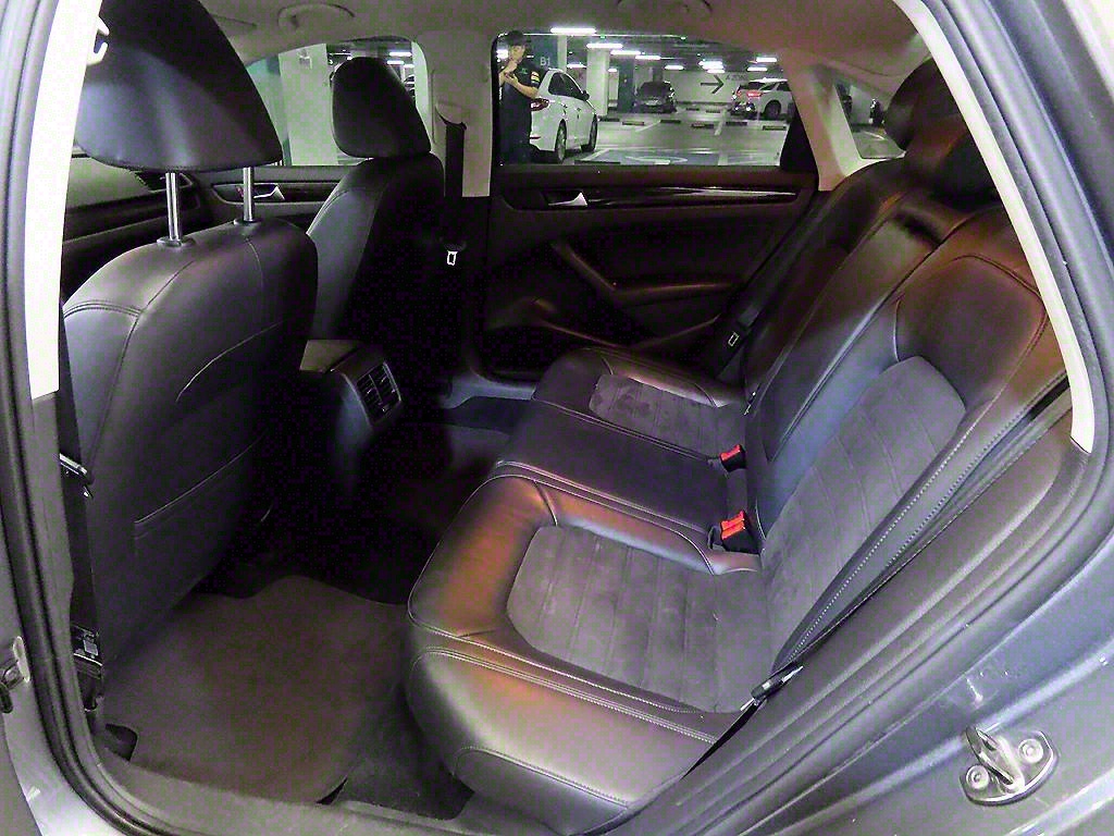 Volkswagen Passat - Vista 7