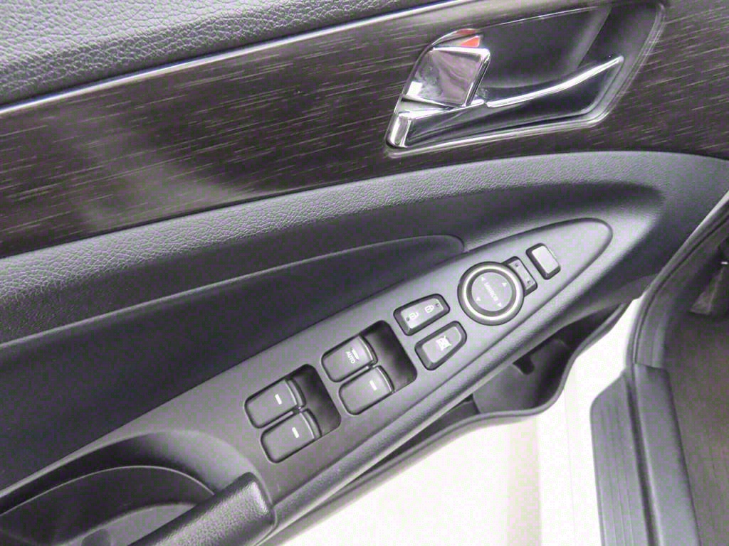 HYUNDAI Sonata - Vista 9