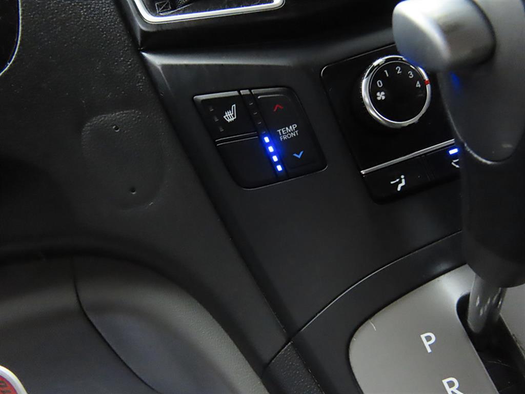 HYUNDAI Starex - Vista 12