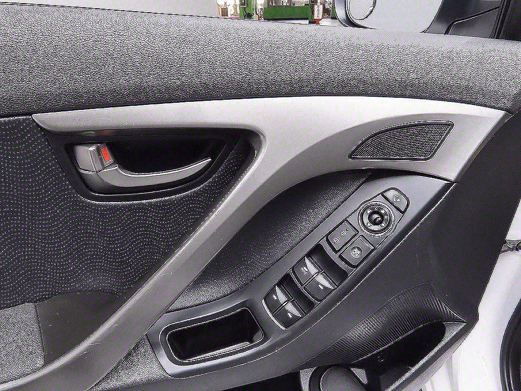 HYUNDAI Avante 2012 Blanco - Importación desde Corea - HF Imports Iquique - Foto 10