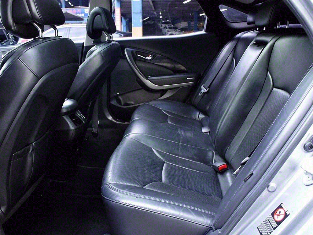 HYUNDAI Grandeur - Vista 11