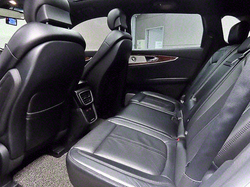 Lincoln MKX - Vista 5