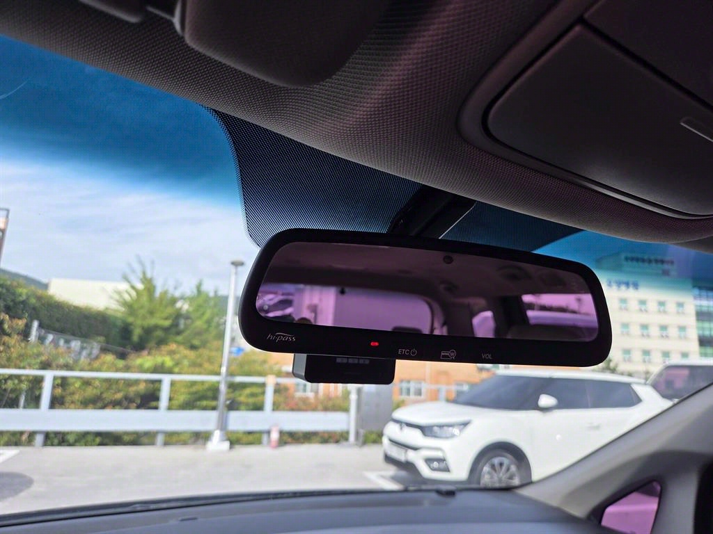 KIA Carnival - Vista 10