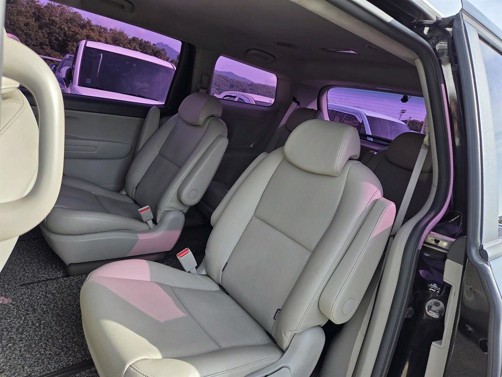 KIA Carnival 2015 Negro - Importación desde Corea - HF Imports Iquique - Foto 16