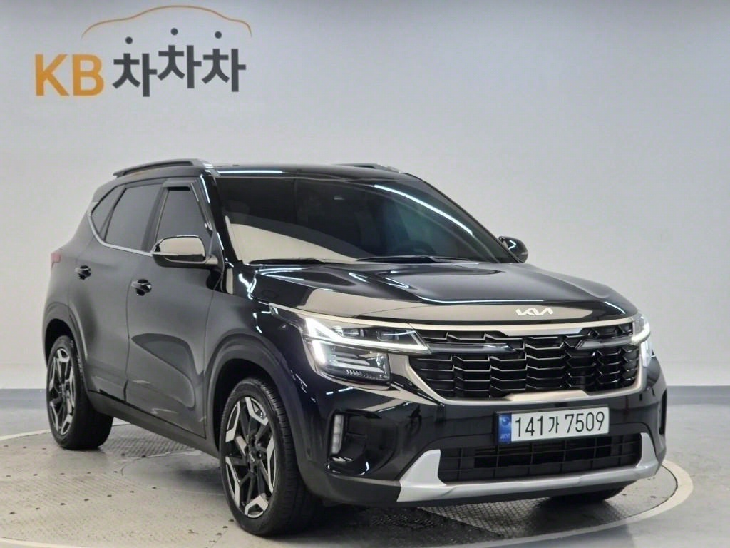 KIA Seltos - Vista 4