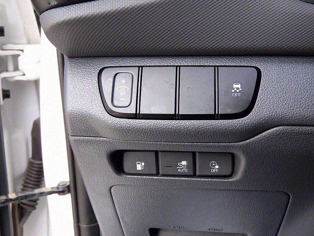 HYUNDAI Ioniq - Vista 12