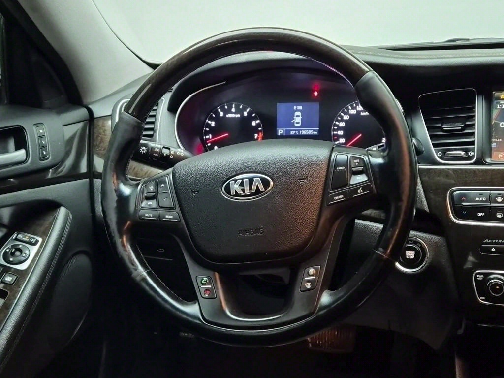 KIA K7 - Vista 6