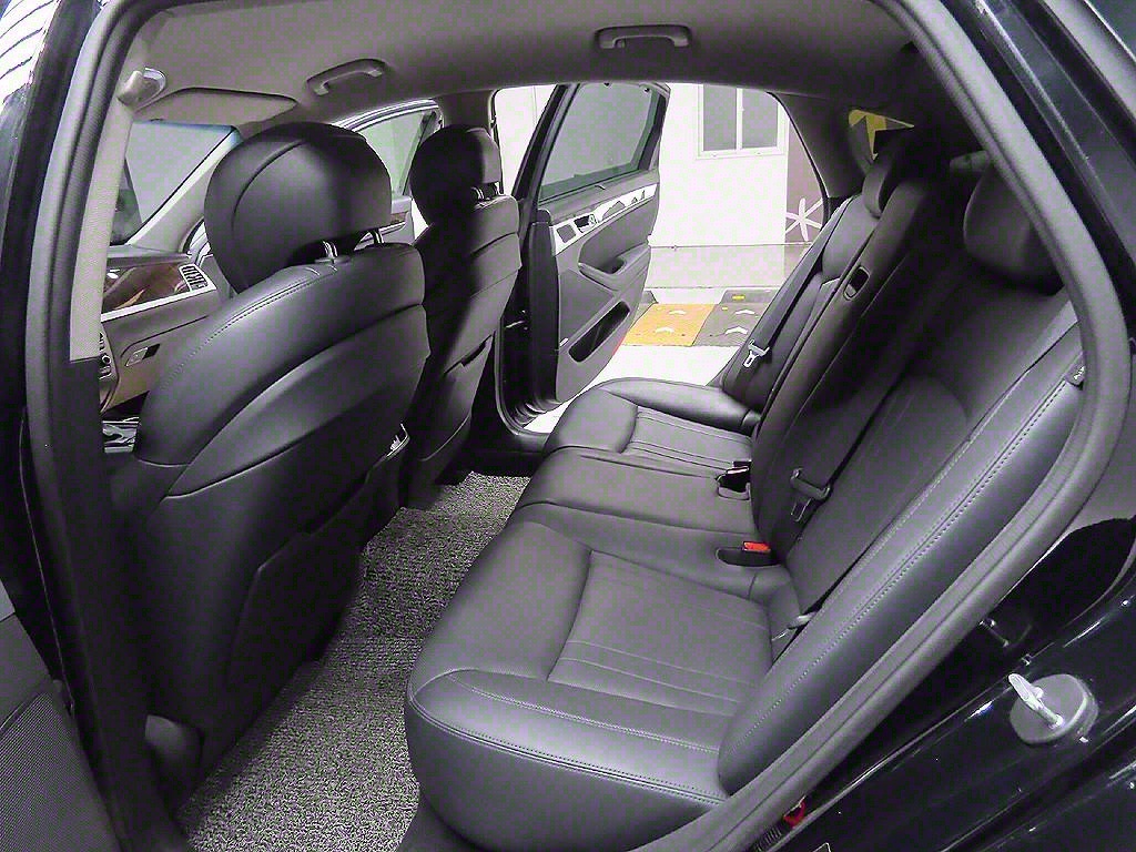 HYUNDAI Genesis 2015 Negro - Importación desde Corea - HF Imports Iquique - Foto 8