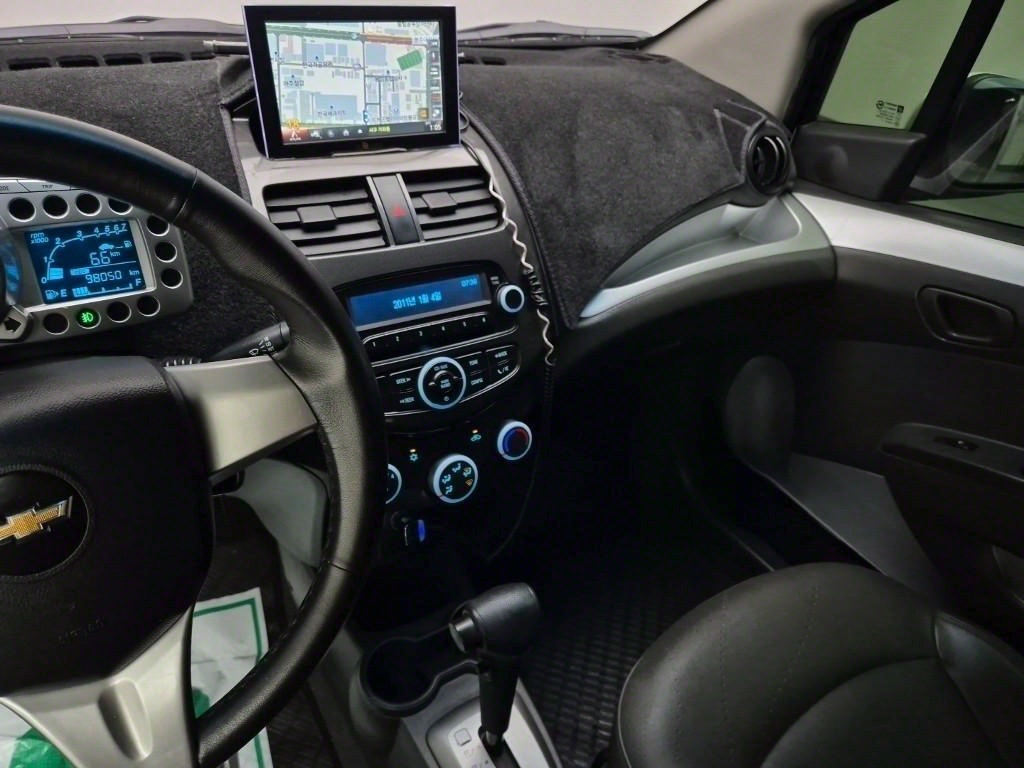 Chevrolet Spark - Vista 10