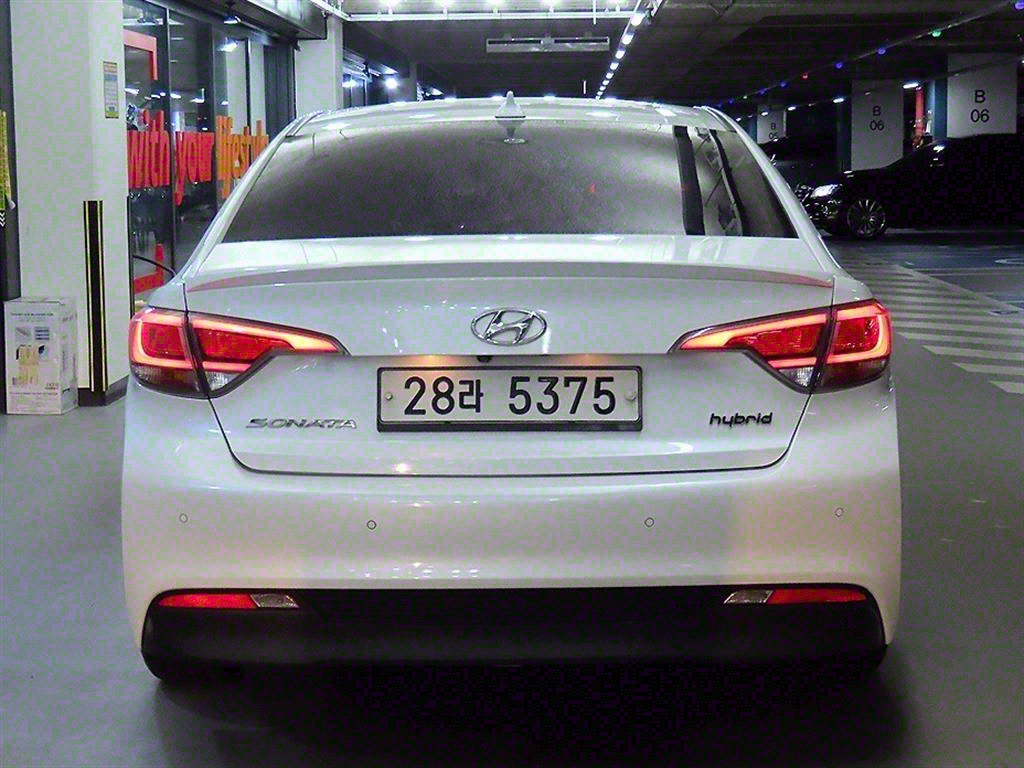 HYUNDAI Sonata - Vista 5