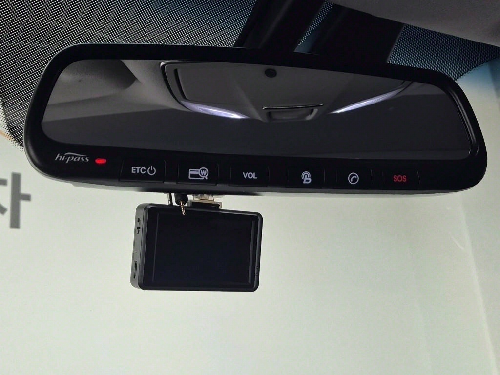 HYUNDAI Equus - Vista 7