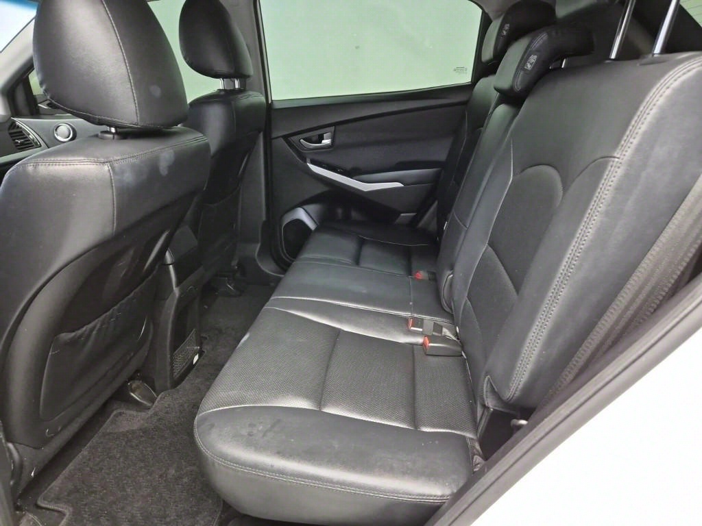 Ssangyong Korando - Vista 12