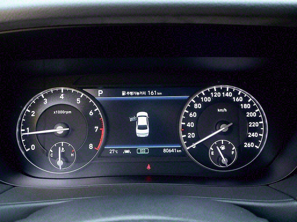 Genesis G90 - Vista 11