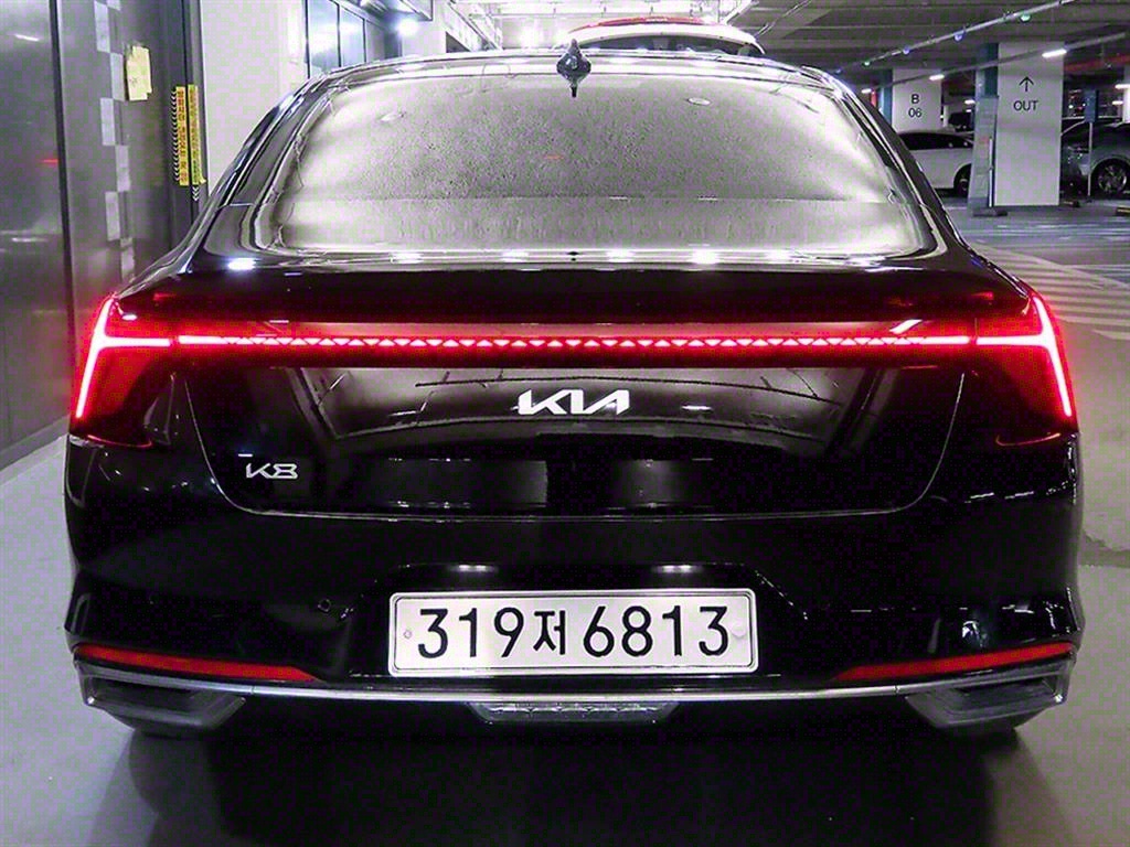 KIA K8 - Vista 5