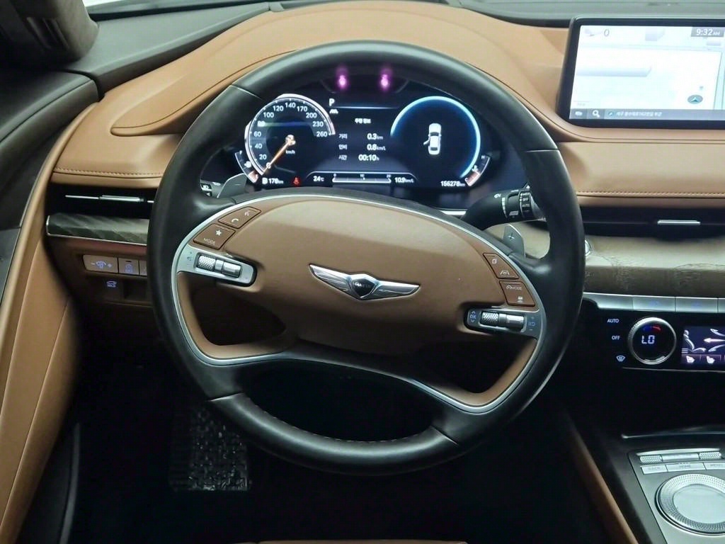 Genesis G80 - Vista 9