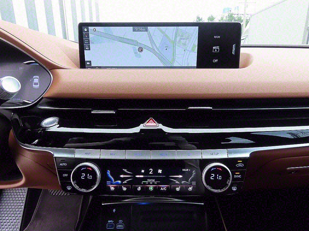 Genesis G80 - Vista 12