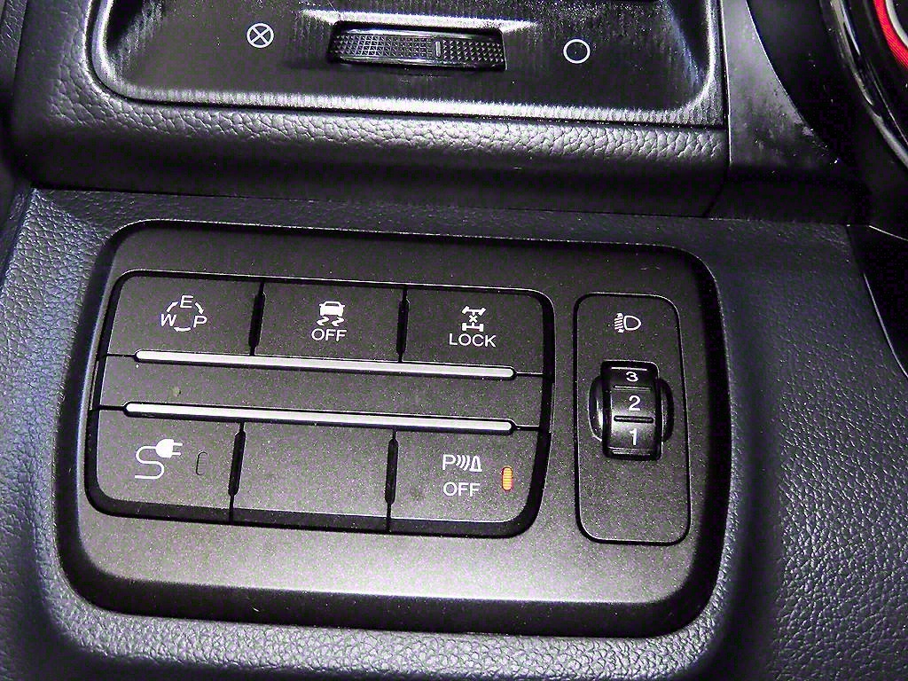 Ssangyong Tivoli - Vista 3