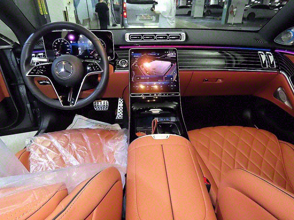 Mercedes Benz S Class - Vista 10