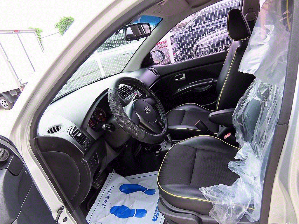 KIA Morning - Vista 5