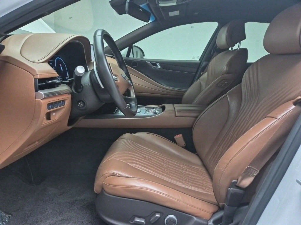 Genesis G80 - Vista 11