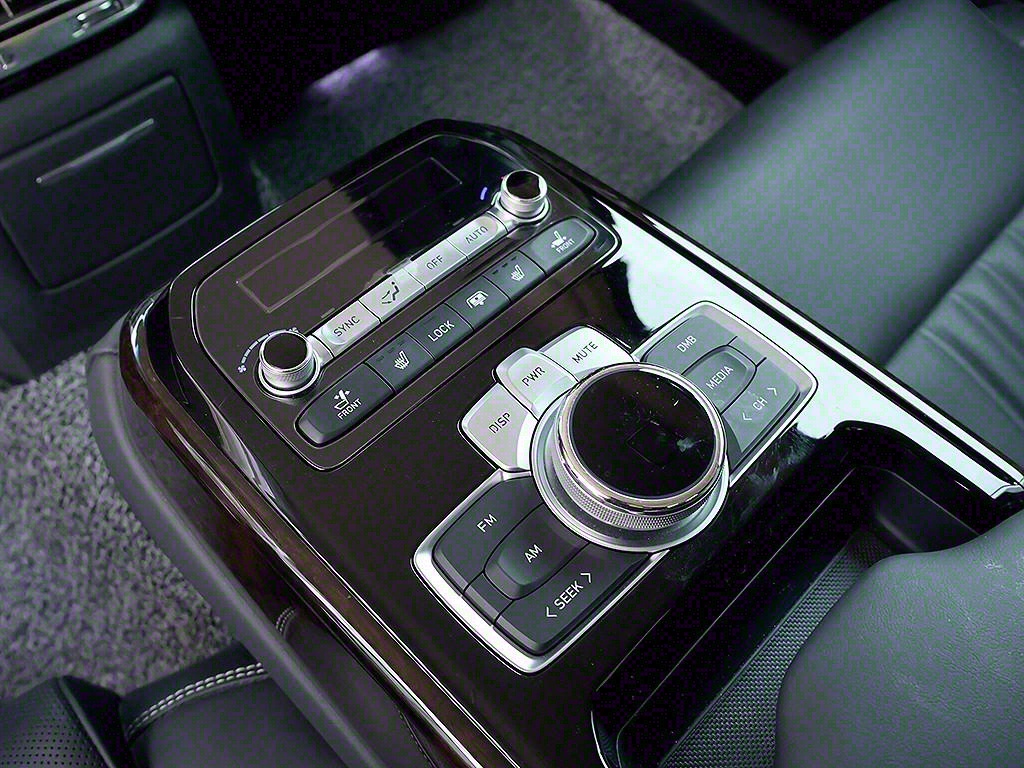 Genesis G90 2021 Negro - Importación desde Corea - HF Imports Iquique - Foto 13