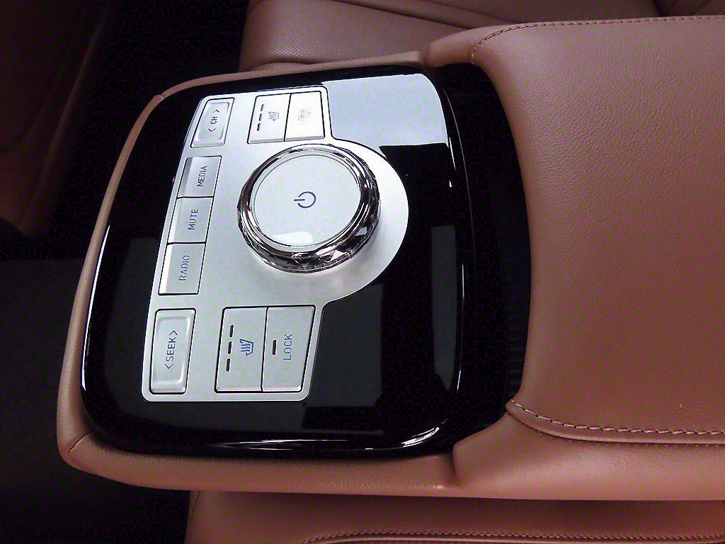 Genesis G80 2024 Blanco - Importación desde Corea - HF Imports Iquique - Foto 15