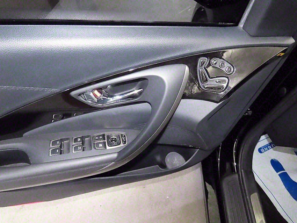 HYUNDAI Grandeur 2014 Negro - Importación desde Corea - HF Imports Iquique - Foto 13