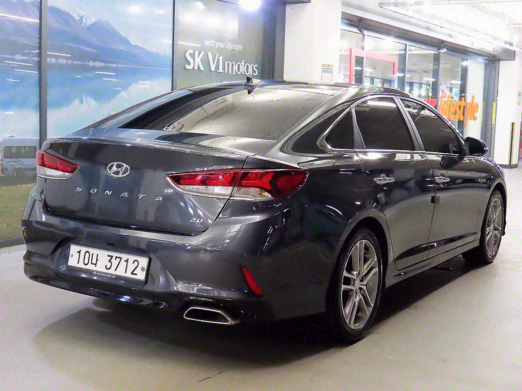 HYUNDAI Sonata - Vista 4