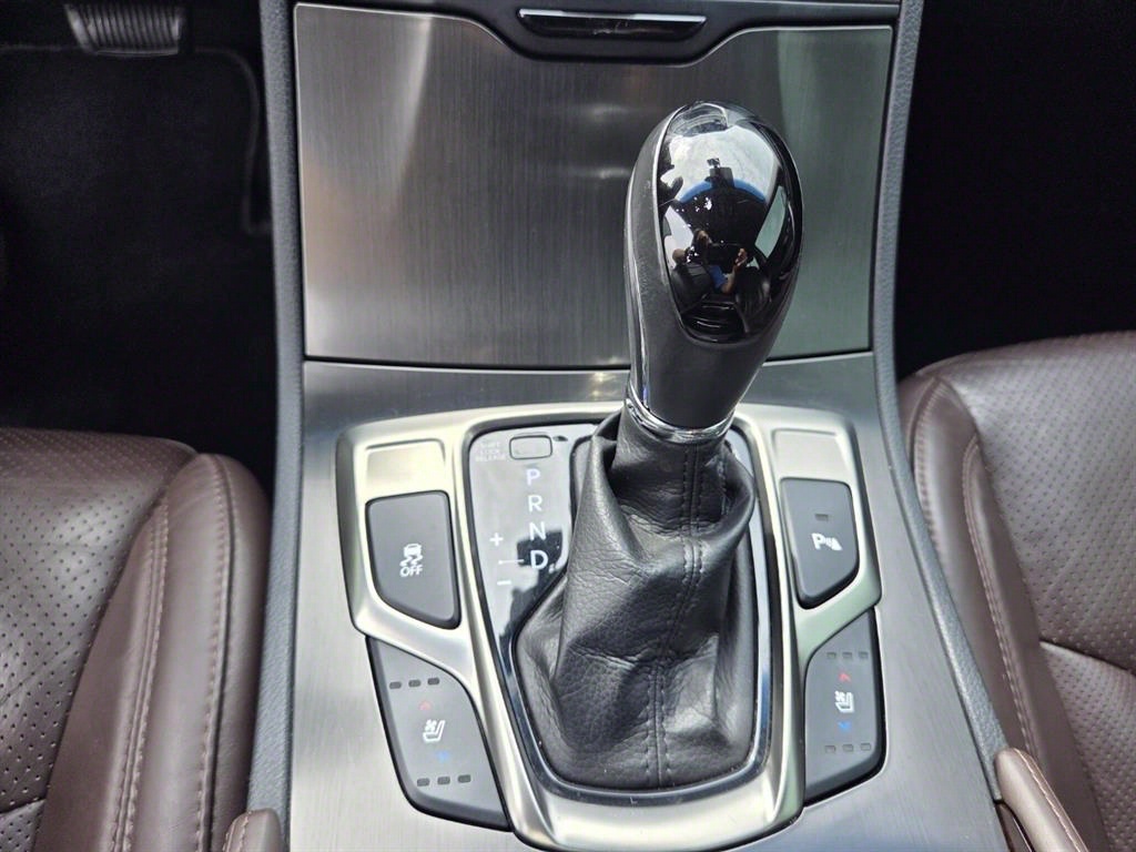 HYUNDAI Grandeur - Vista 9