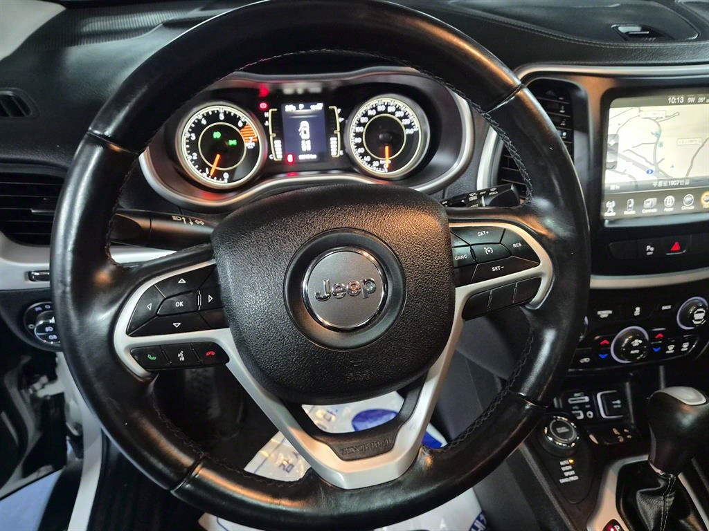 Jeep Cherokee - Vista 10