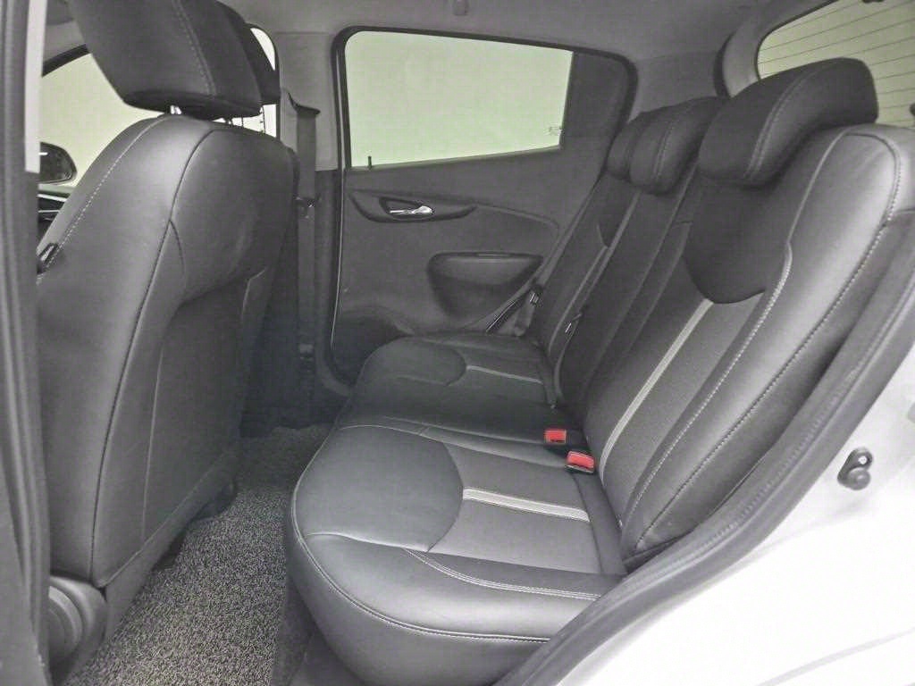 Chevrolet Spark - Vista 12