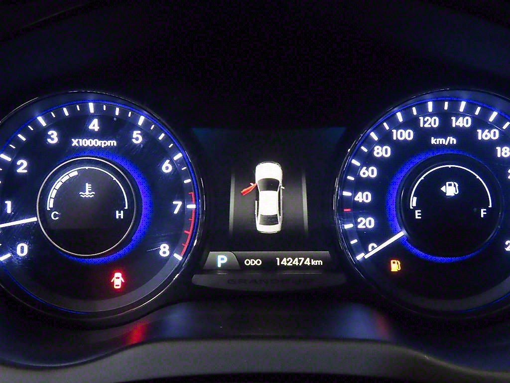 HYUNDAI Grandeur - Vista 9