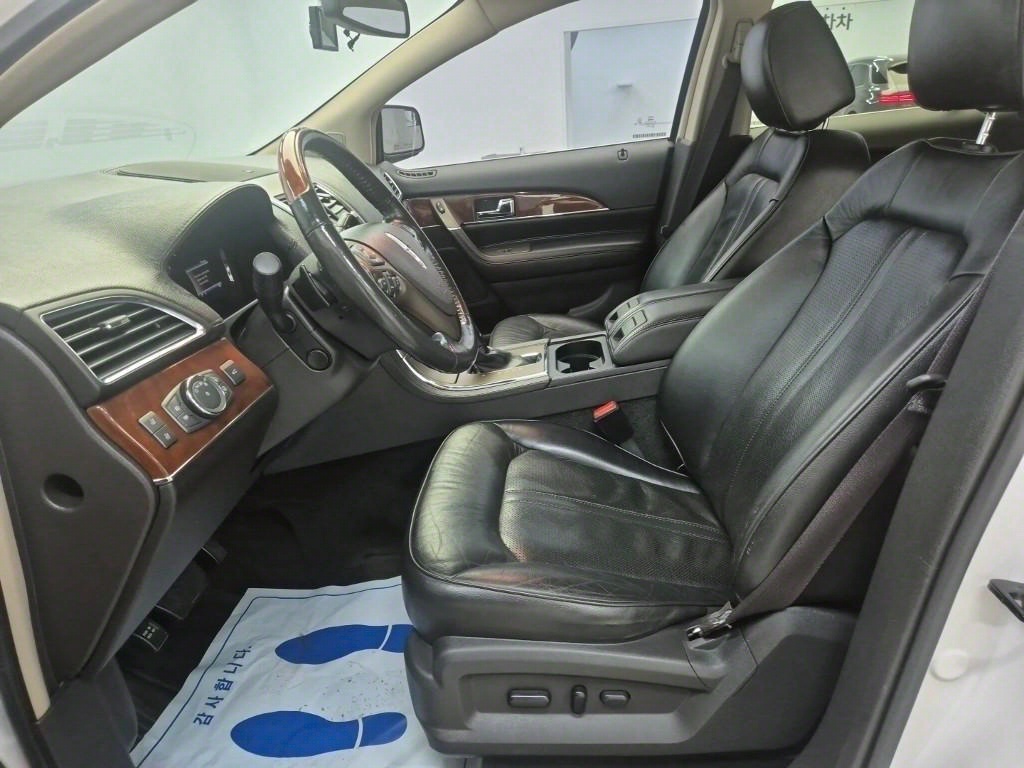 Lincoln MKX - Vista 11