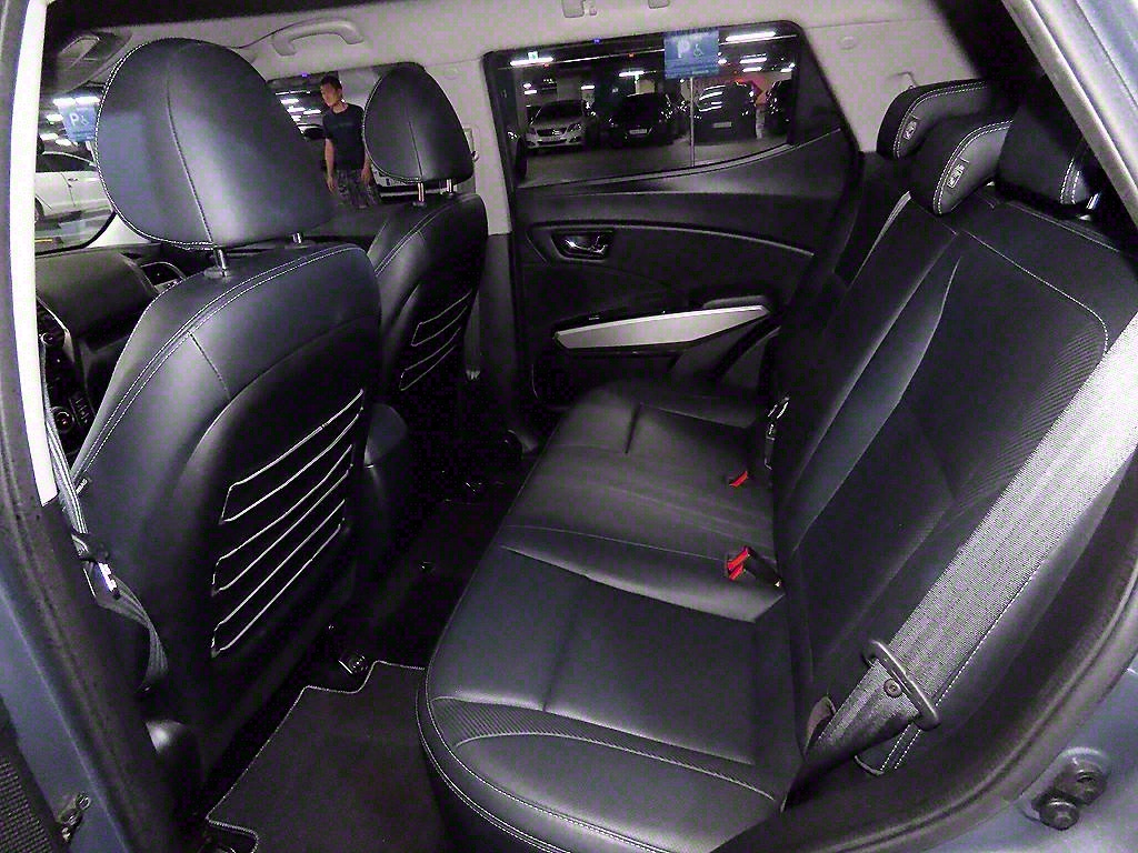 Ssangyong Tivoli - Vista 7