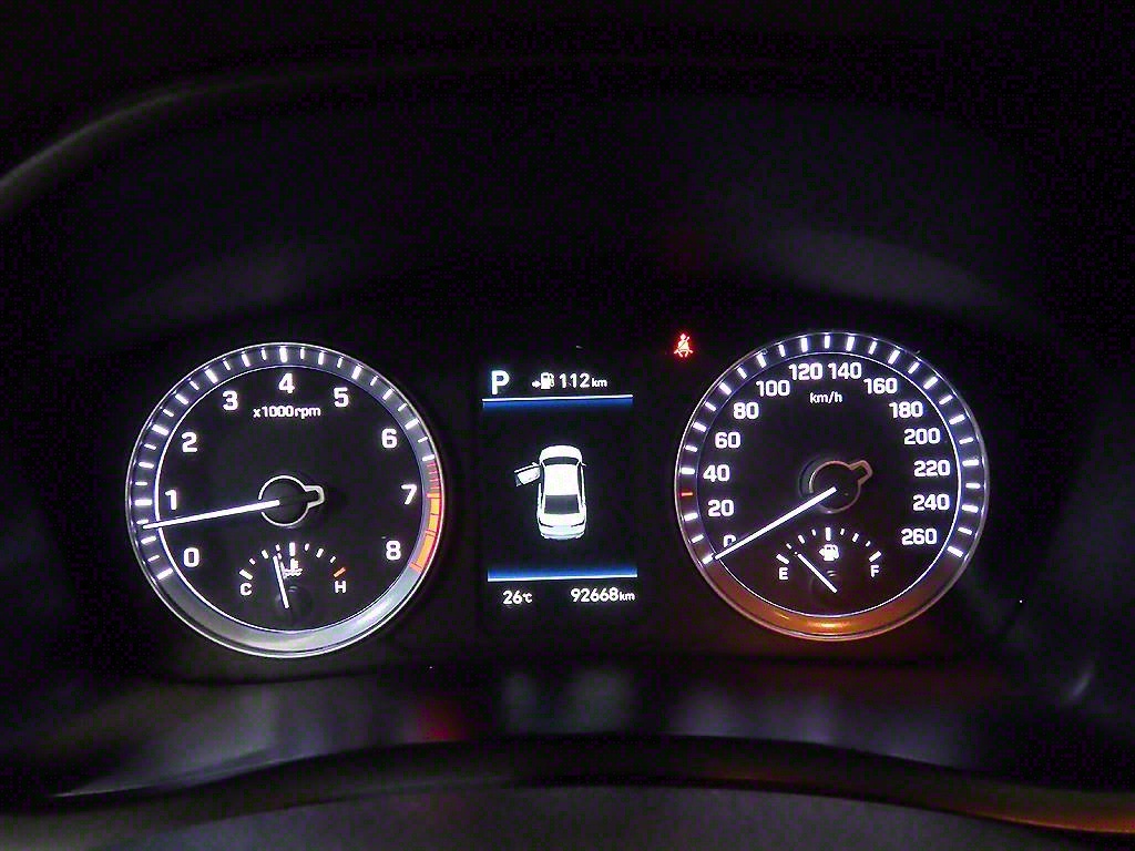 HYUNDAI Sonata - Vista 9