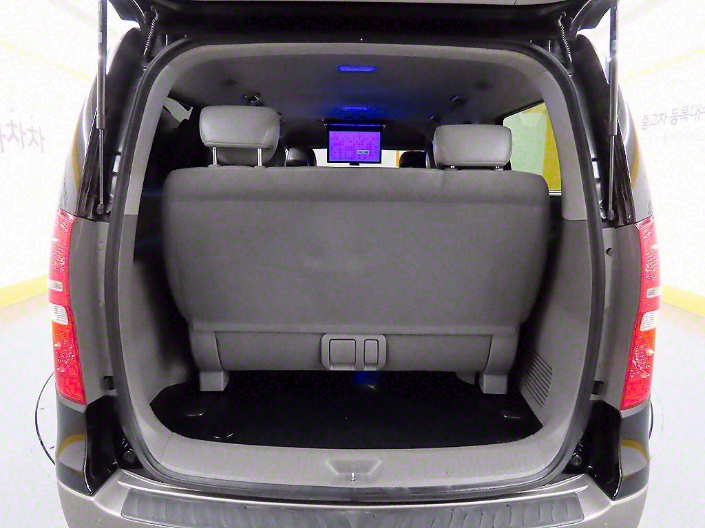 HYUNDAI Starex 2016 Negro - Importación desde Corea - HF Imports Iquique - Foto 18