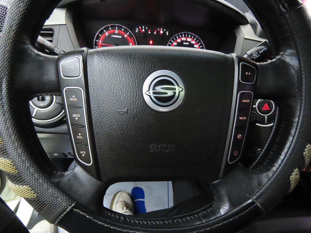 Ssangyong Korando - Vista 9