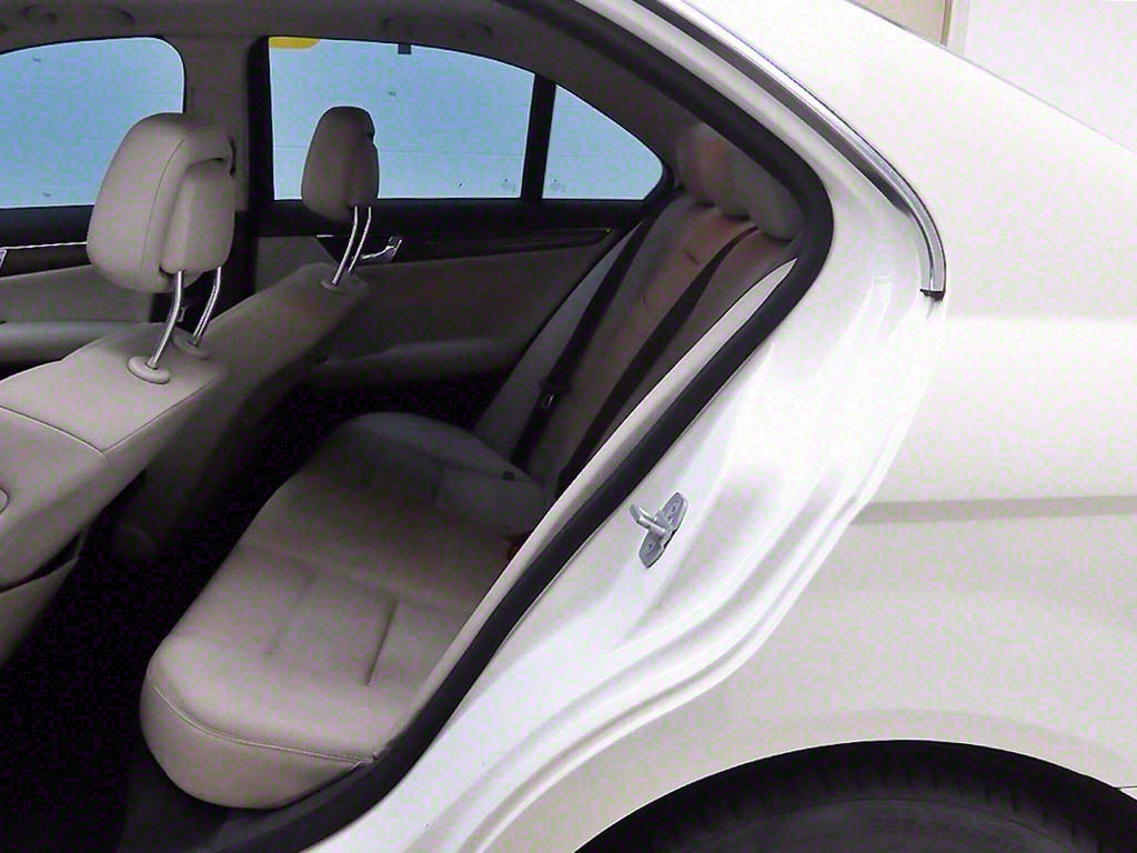 Mercedes Benz C Class 2009 Blanco - Importación desde Corea - HF Imports Iquique - Foto 14