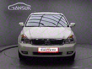 KIA Carnival - Vista 2