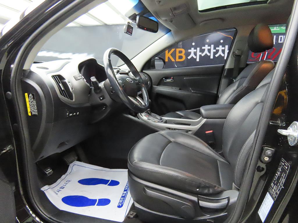 KIA Sportage - Vista 5