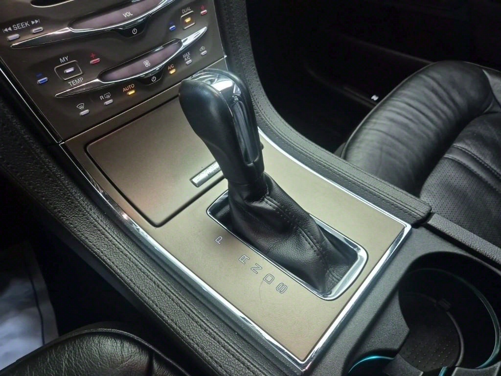 Lincoln MKX - Vista 8