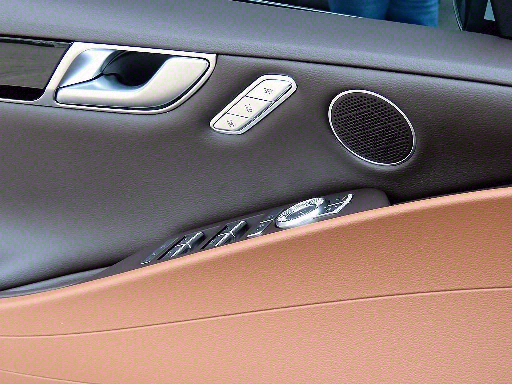 Genesis G80 - Vista 11