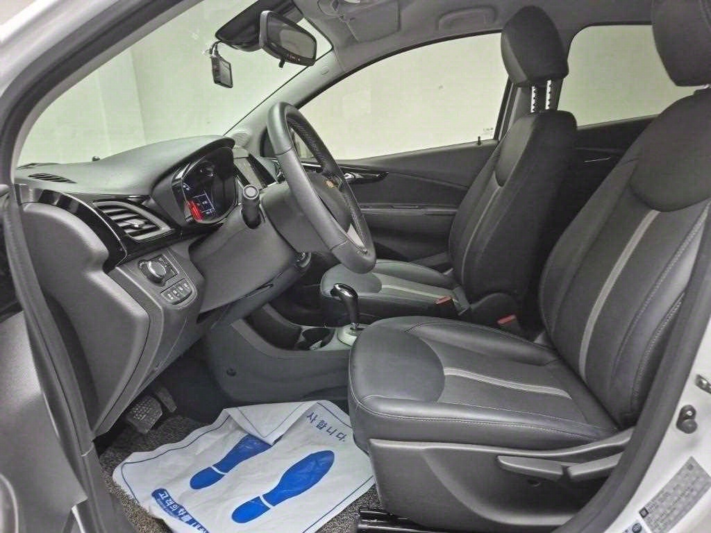 Chevrolet Spark - Vista 11